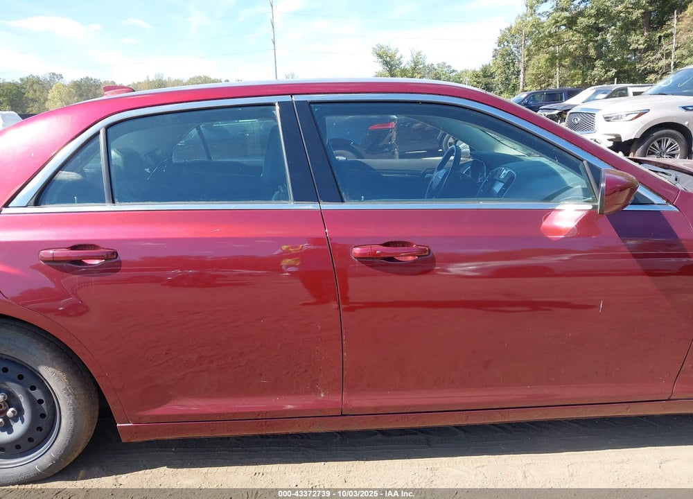 2016 CHRYSLER 300 VIN: 2C3CCAAG8GH268357