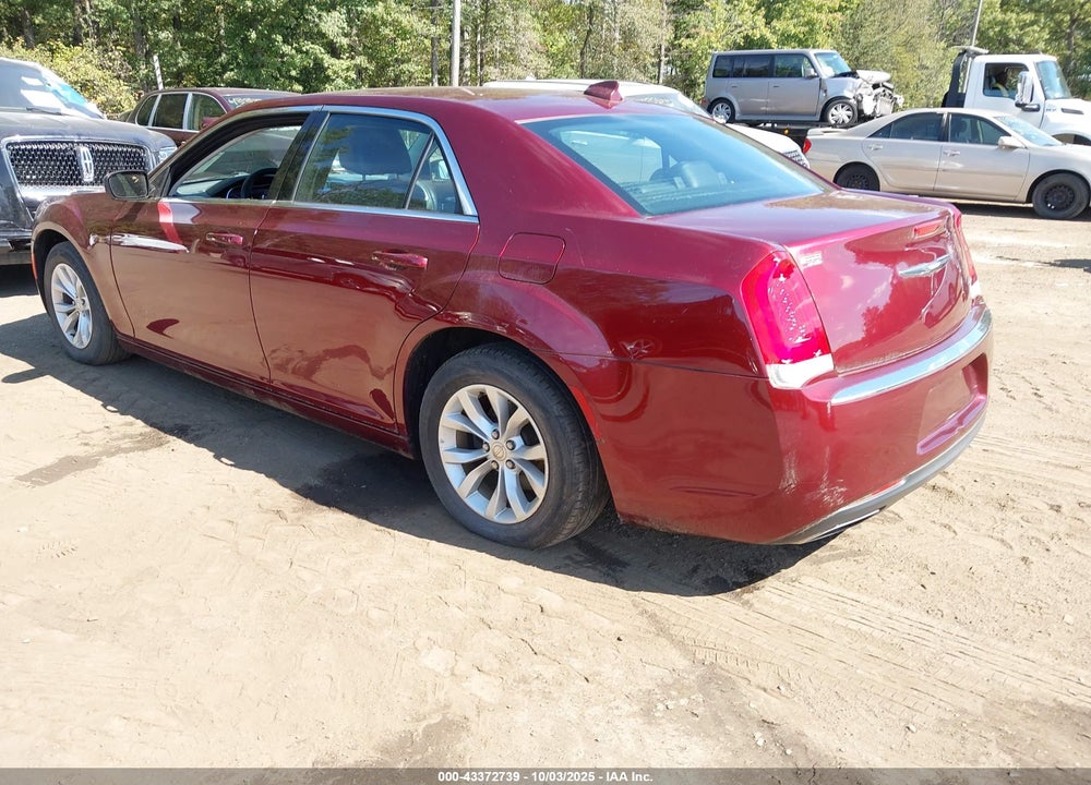 2016 CHRYSLER 300 VIN: 2C3CCAAG8GH268357