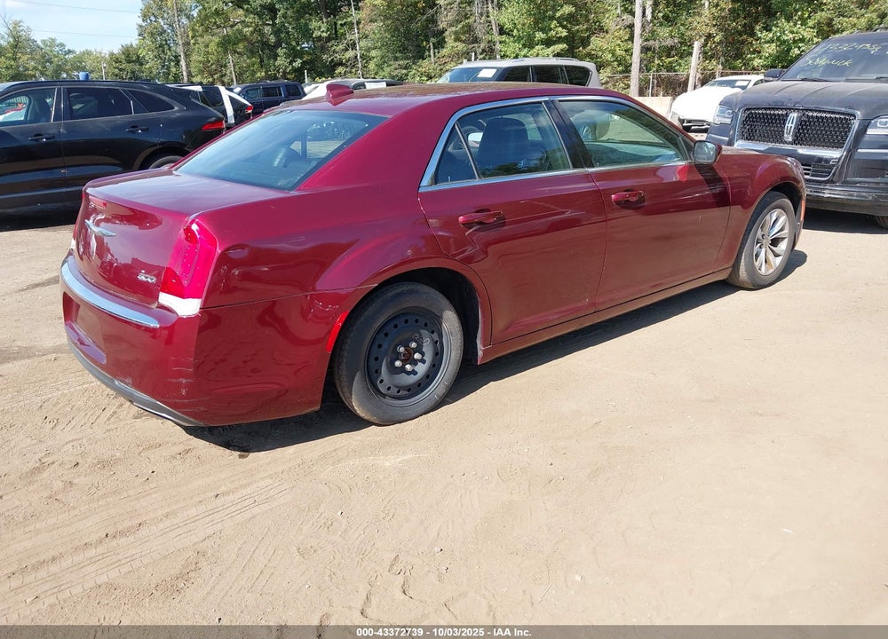 2016 CHRYSLER 300 VIN: 2C3CCAAG8GH268357