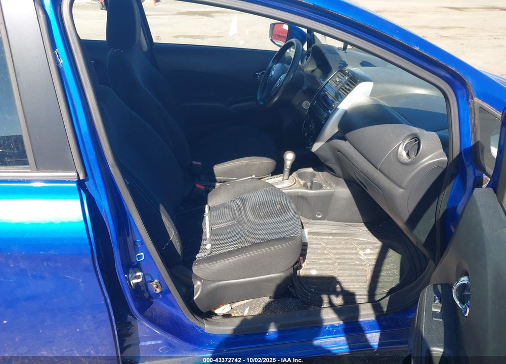 2015 NISSAN VERSA NOTE VIN: 3N1CE2CP0FL357471