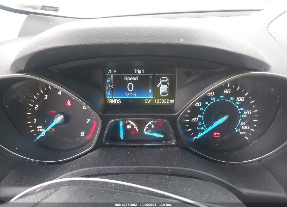 2015 FORD ESCAPE VIN: 1FMCU9G95FUB97867