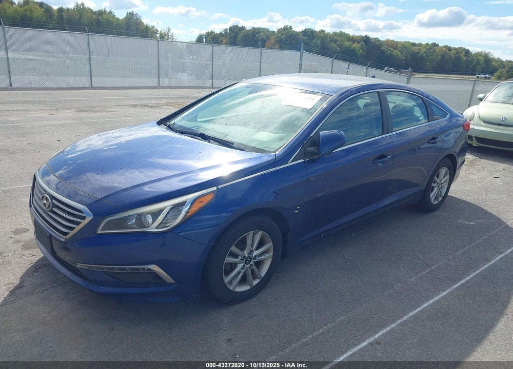 2015 HYUNDAI SONATA SE VIN: 5NPE24AF4FH079467