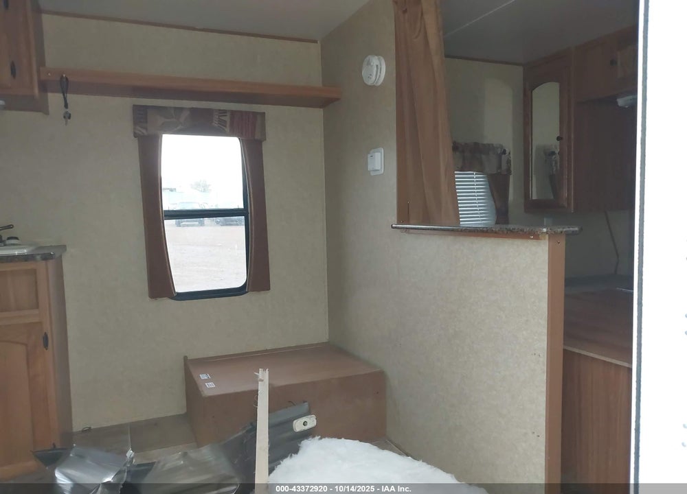2010 DUTCHMEN TRAVEL TRAILER VIN: 47CTDEN23AT205948