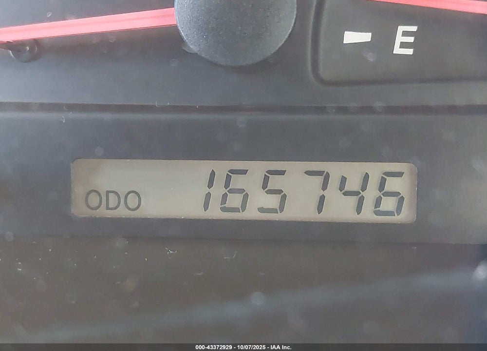 2002 TOYOTA CAMRY LE VIN: 4T1BE32K02U598124