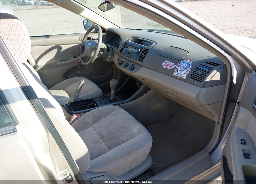 2002 TOYOTA CAMRY LE VIN: 4T1BE32K02U598124