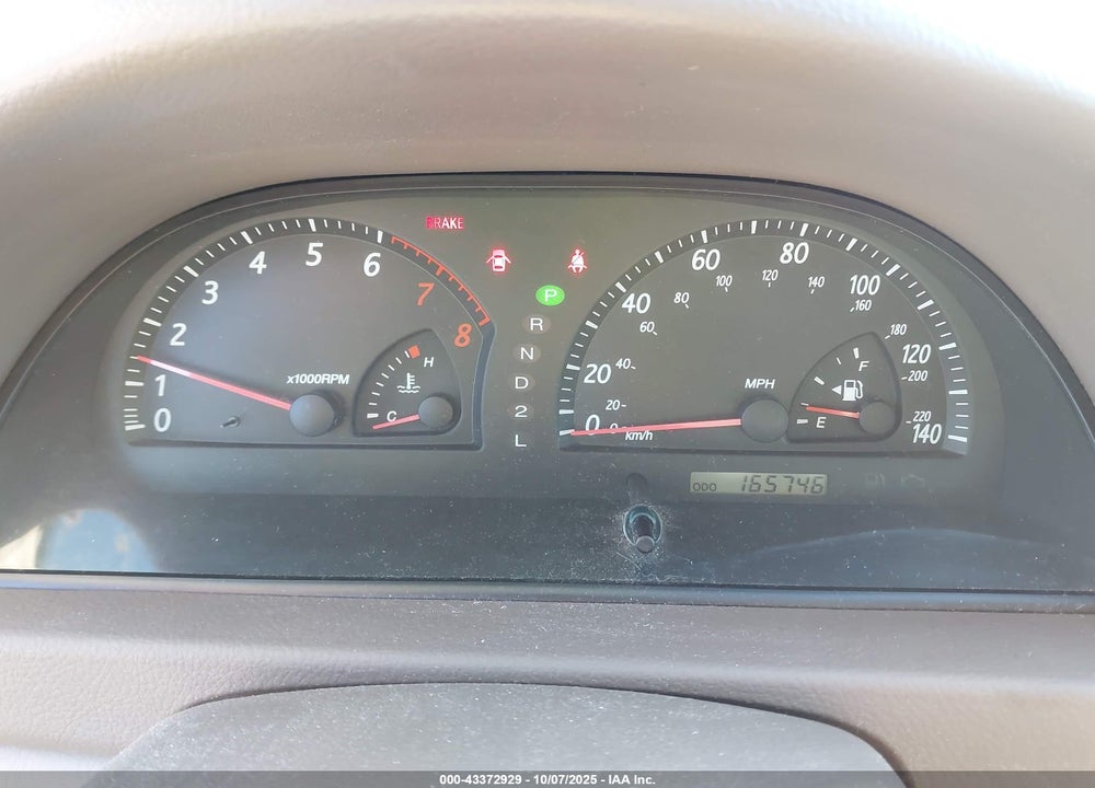 2002 TOYOTA CAMRY LE VIN: 4T1BE32K02U598124