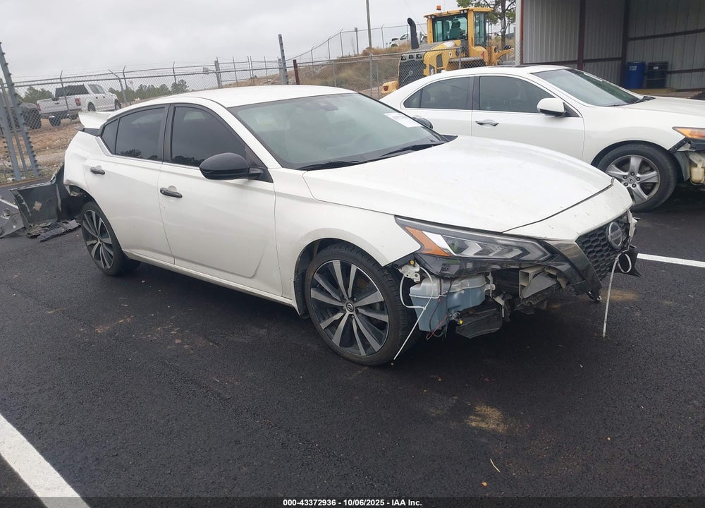 2020 NISSAN ALTIMA SR FWD VIN: 1N4BL4CV4LC135554