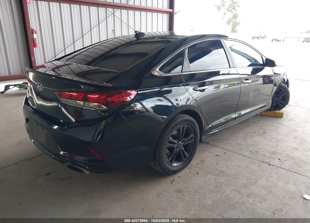 2018 HYUNDAI SONATA SEL VIN: 5NPE34AF9JH606909