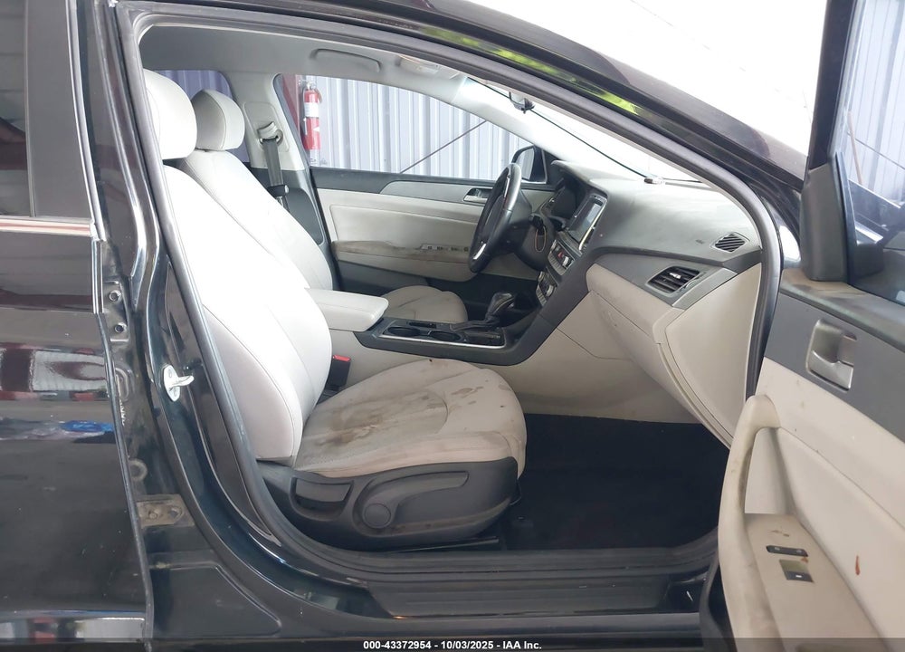 2018 HYUNDAI SONATA SEL VIN: 5NPE34AF9JH606909