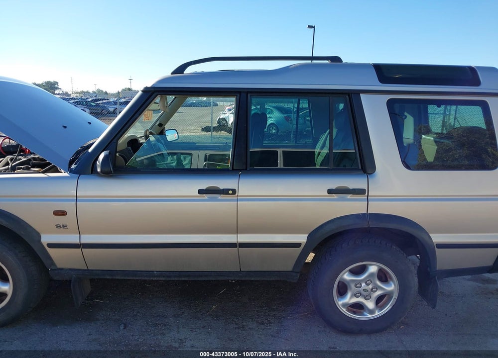 2001 LAND ROVER DISCOVERY SERIES II VIN: SALTY12421A715569