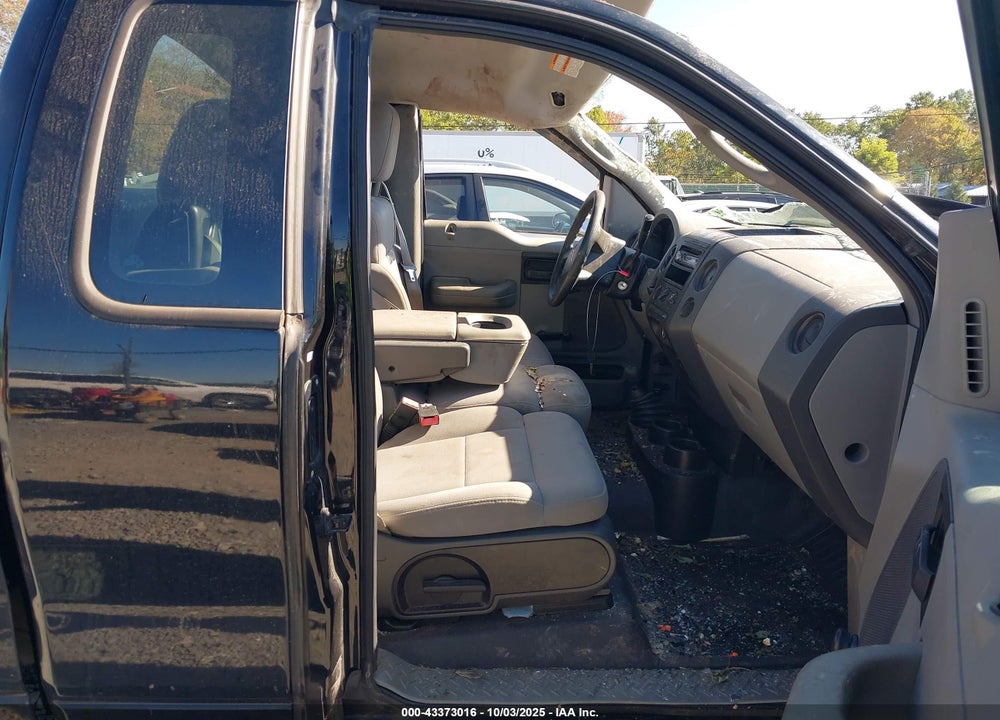 2005 FORD F-150 STX/XLT VIN: 1FTRF04W35KE73844