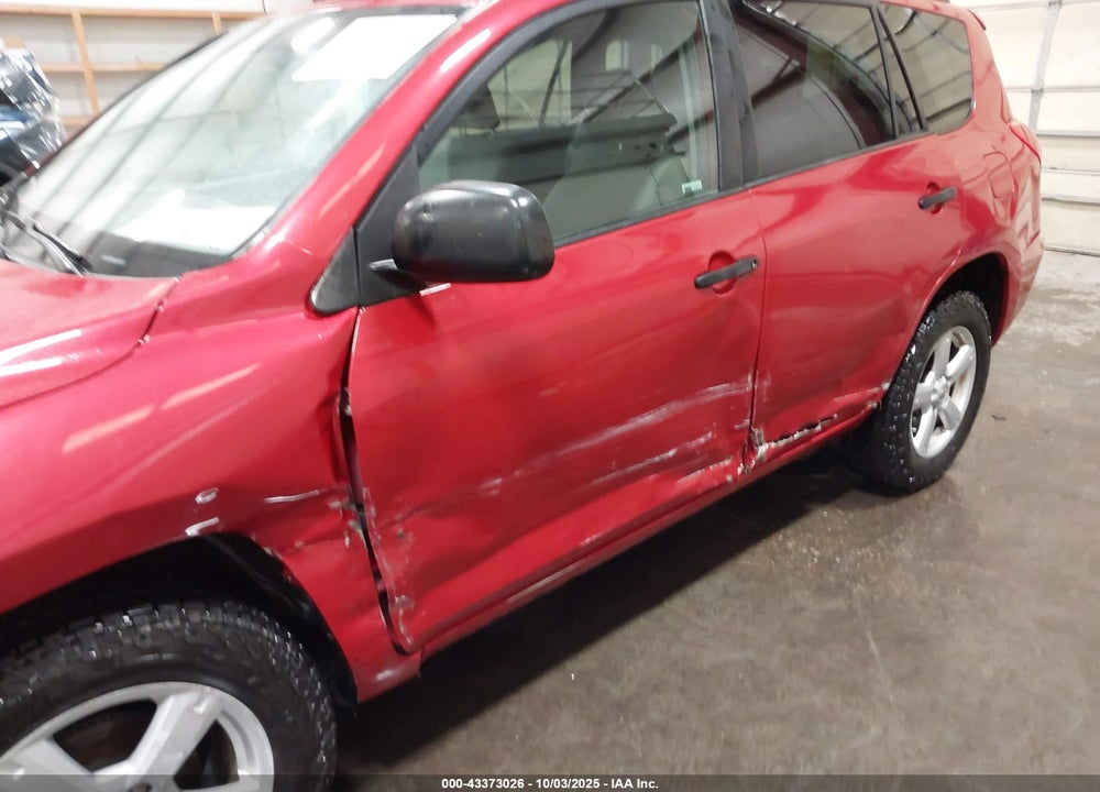 2008 TOYOTA RAV4 BASE V6 VIN: JTMBK33V885070811