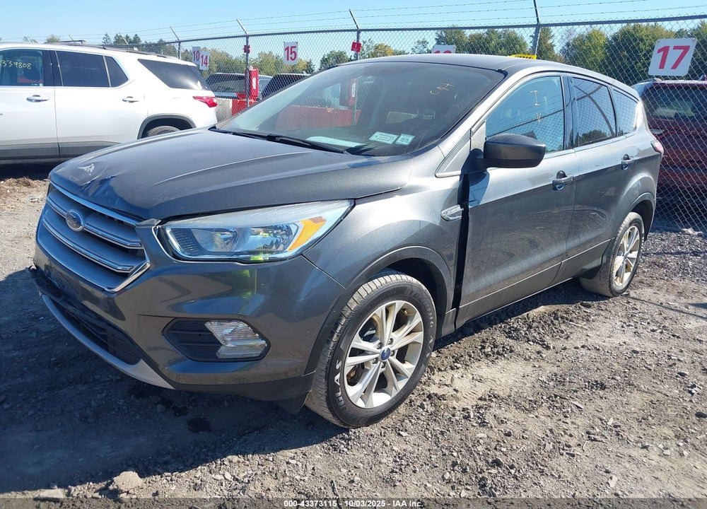 2017 FORD ESCAPE SE VIN: 1FMCU9GD8HUC83584