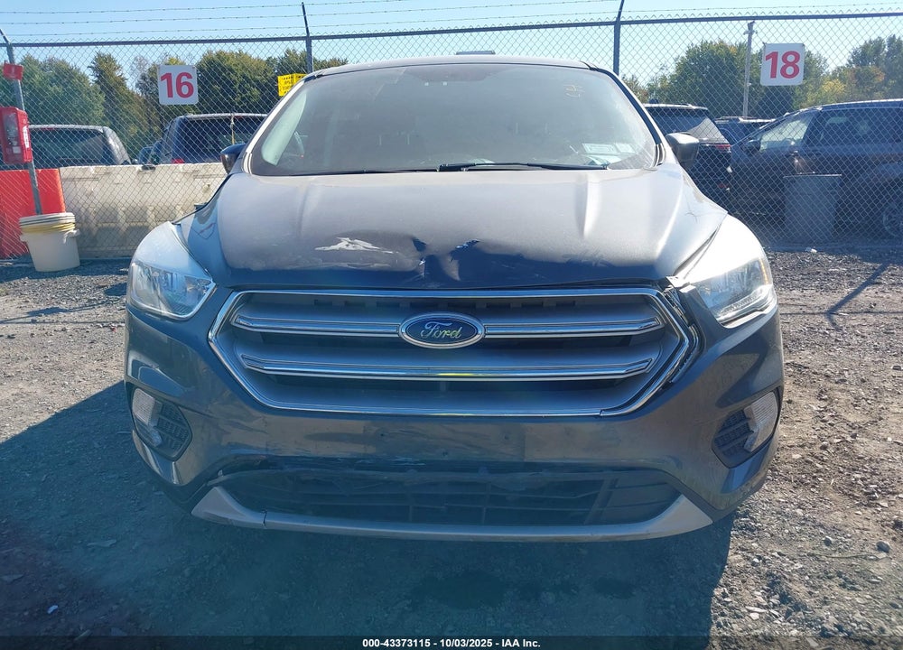 2017 FORD ESCAPE SE VIN: 1FMCU9GD8HUC83584