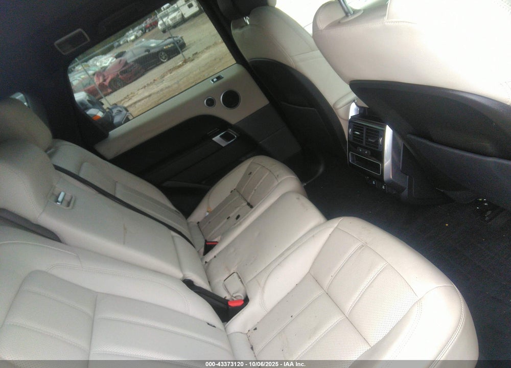 2020 LAND ROVER RANGE ROVER SPORT VIN: SALWR2SE4LA700700