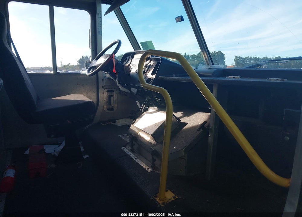 2013 FORD F-59 COMMERCIAL STRIPPED VIN: 1F65F5KY8D0A13625