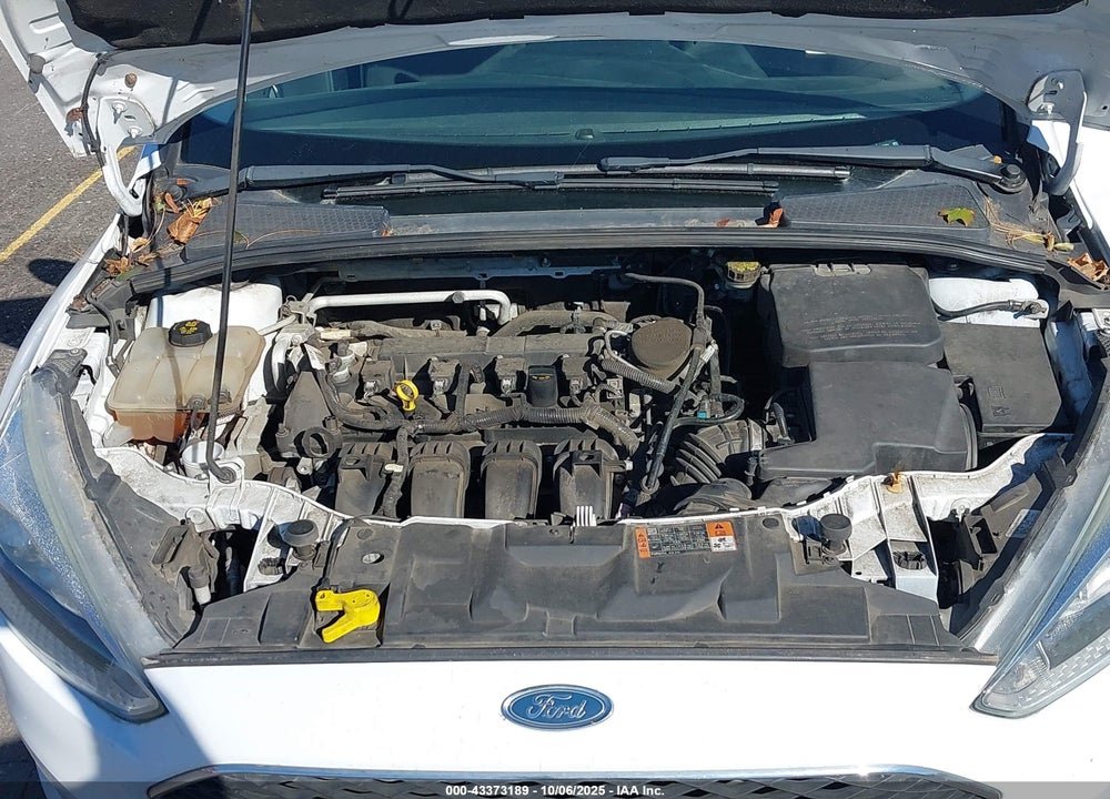 2015 FORD FOCUS VIN: 1FADP3K22FL306921