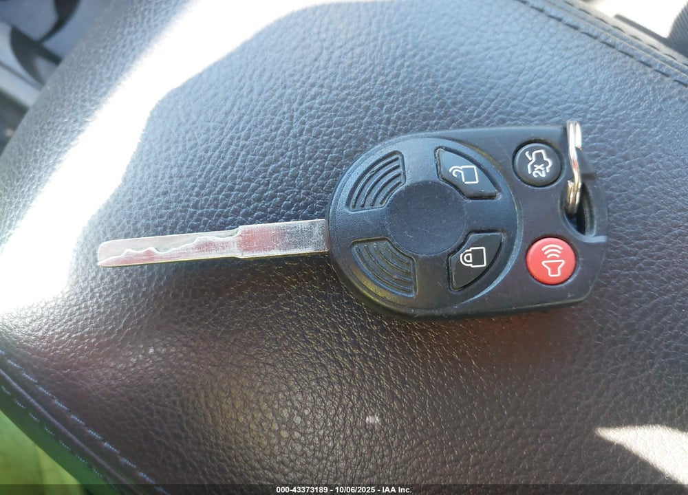2015 FORD FOCUS VIN: 1FADP3K22FL306921
