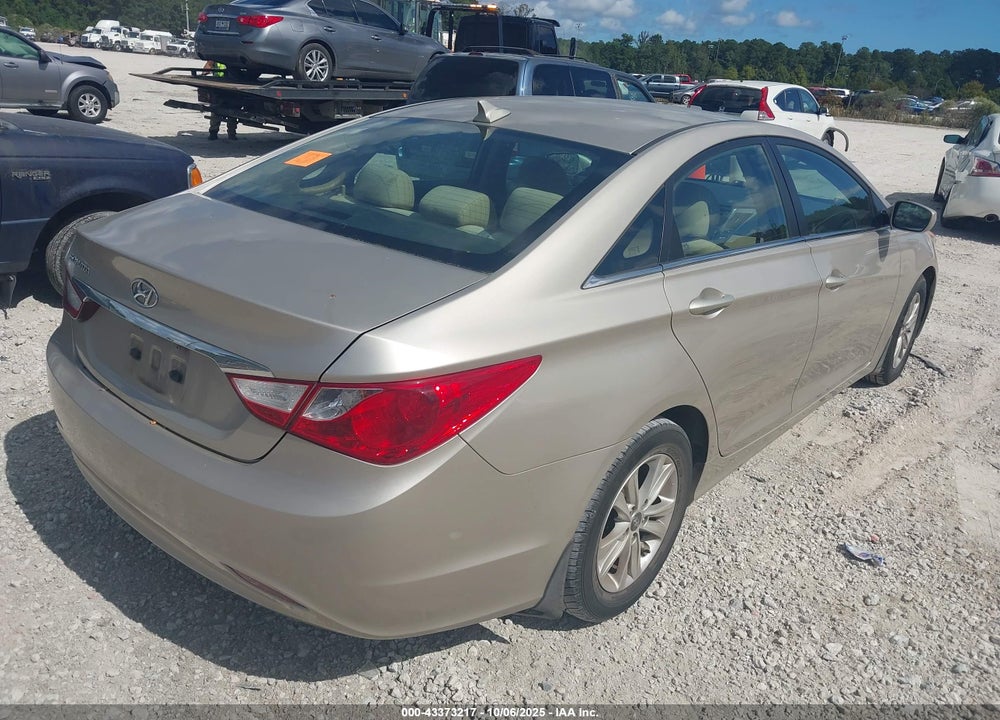 2011 HYUNDAI SONATA VIN: 5NPEB4ACXBH025400