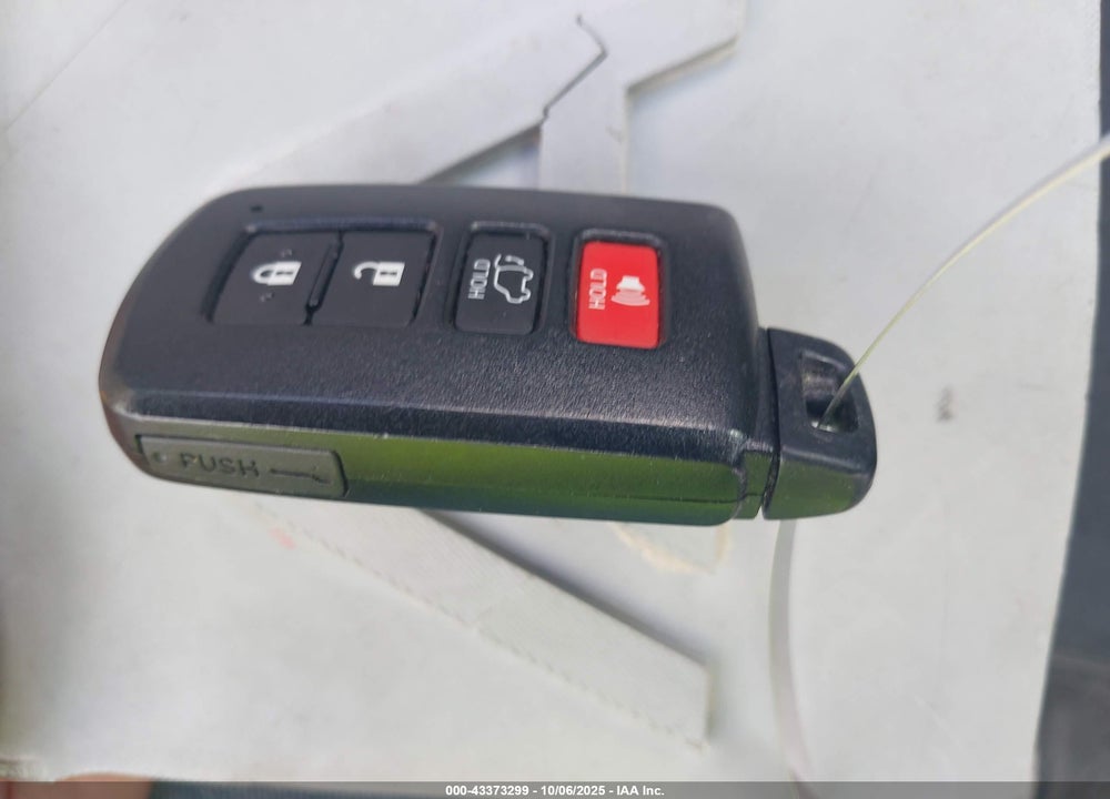 2012 TOYOTA CAMRY HYBRID XLE VIN: 4T1BD1FK4CU027030