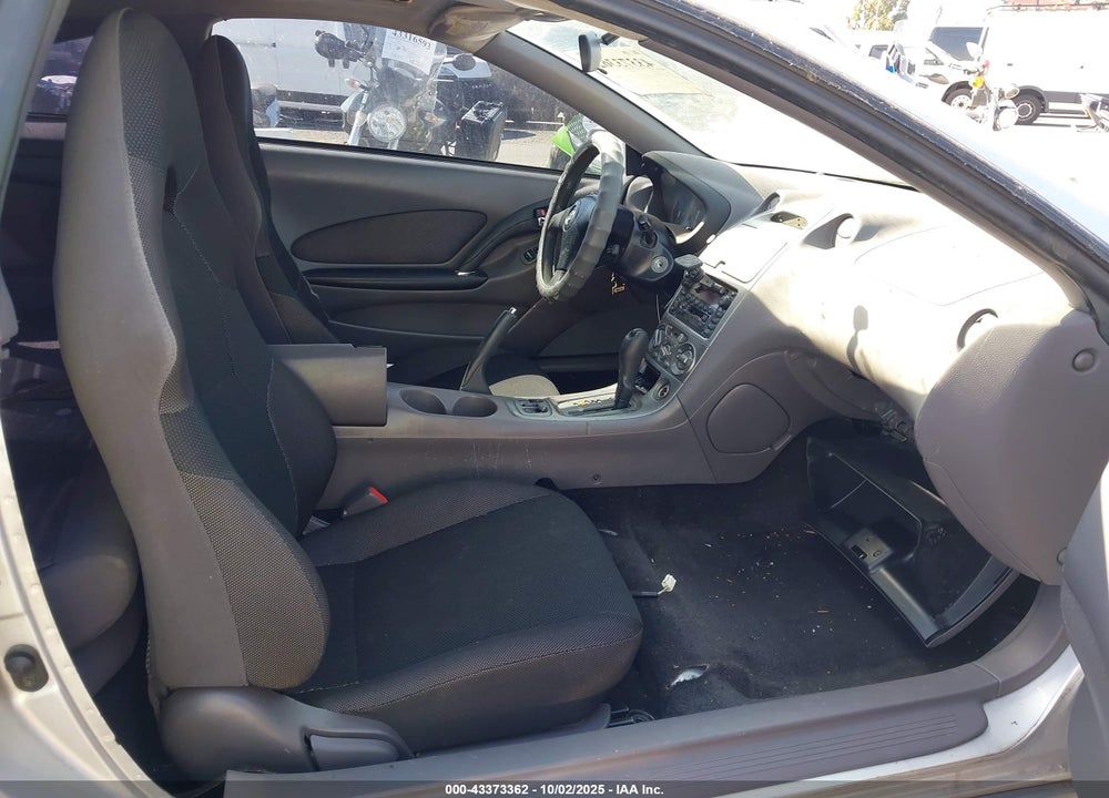 2000 TOYOTA CELICA VIN: JTDDR32T1Y0040549