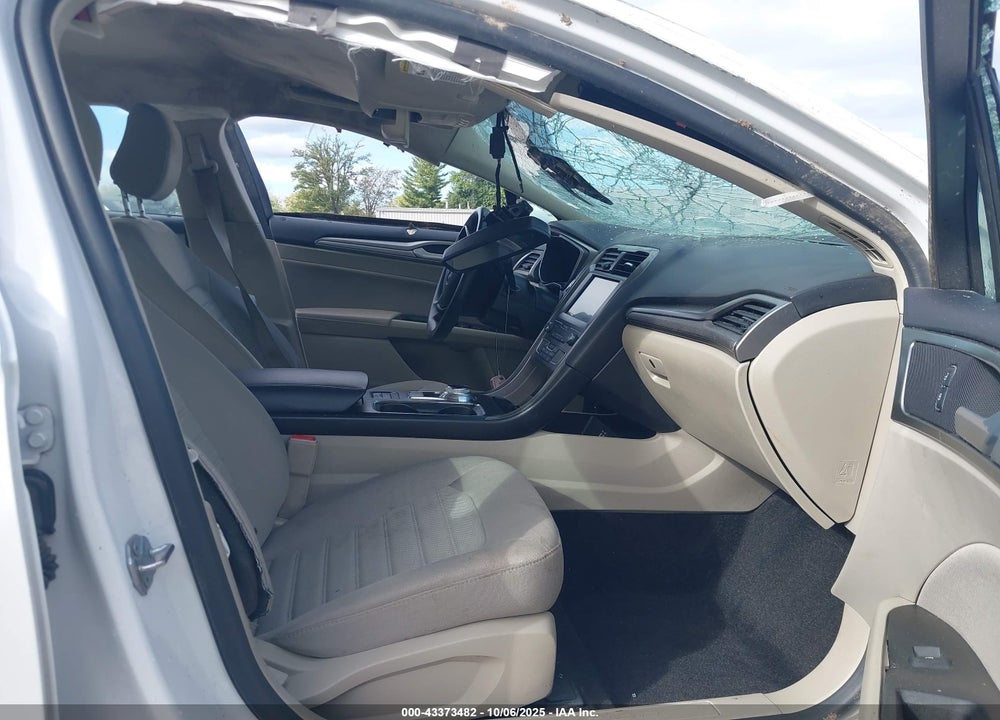 2020 FORD FUSION SE VIN: 3FA6P0HD3LR107549