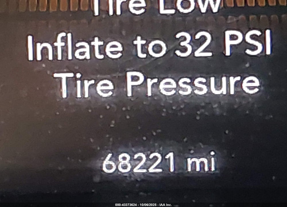 2018 DODGE CHALLENGER VIN: 2C3CDZFJ6JH279560