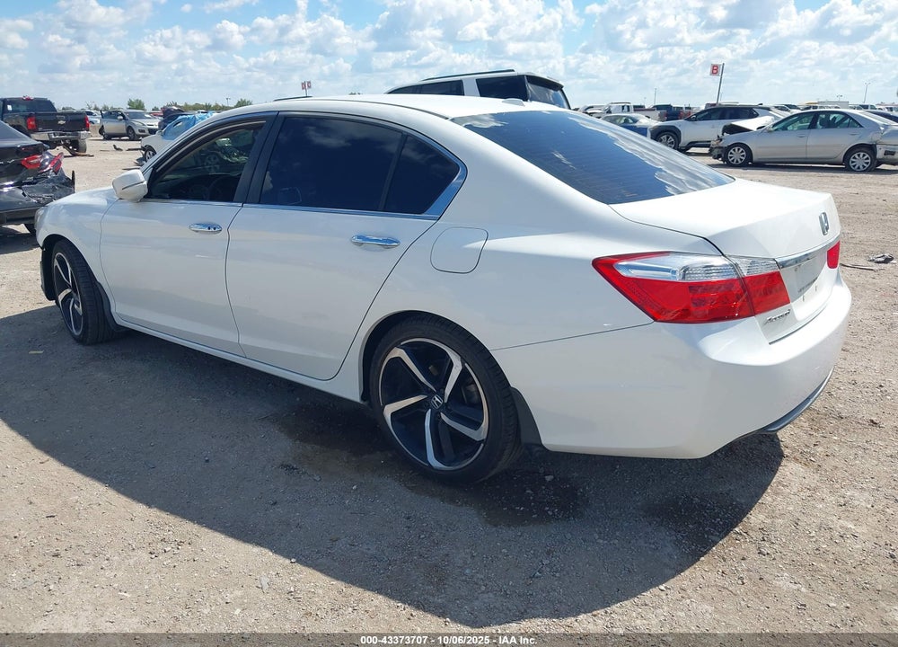 2013 HONDA ACCORD VIN: 1HGCR2F86DA077498