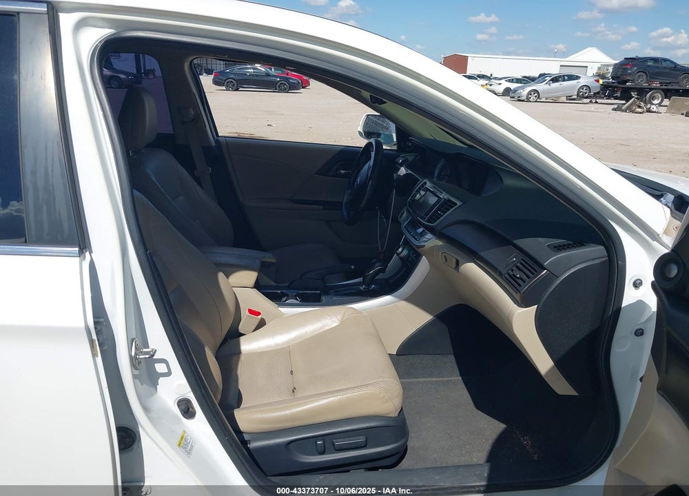 2013 HONDA ACCORD VIN: 1HGCR2F86DA077498