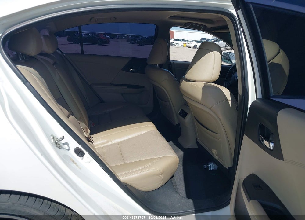 2013 HONDA ACCORD VIN: 1HGCR2F86DA077498