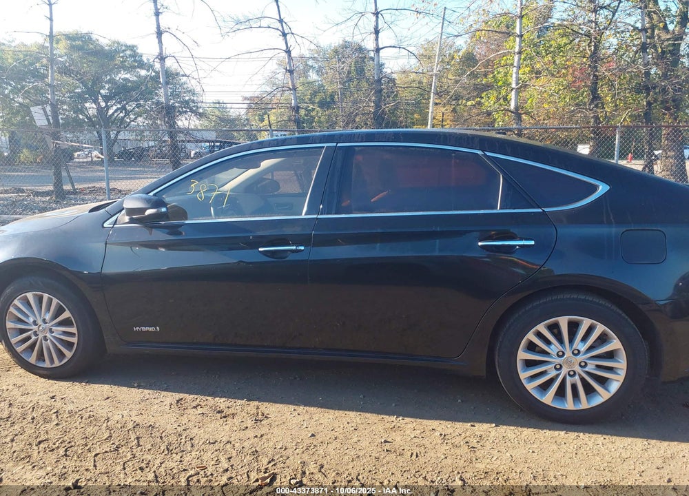 2014 TOYOTA AVALON HYBRID XLE TOURING VIN: 4T1BD1EB6EU021637