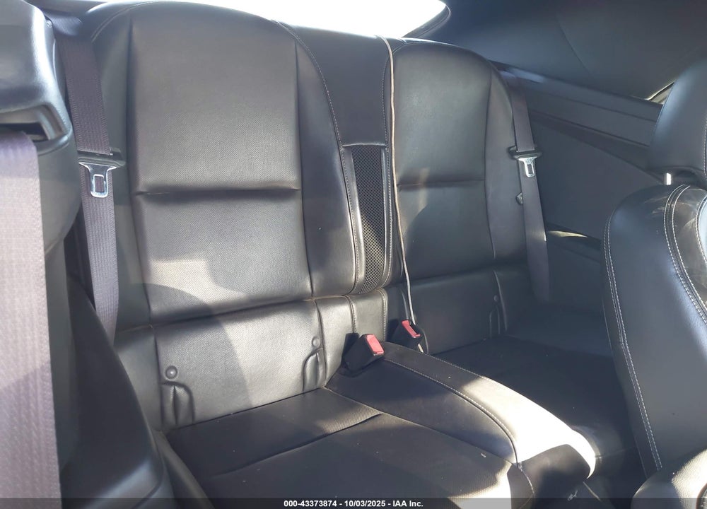 2011 CHEVROLET CAMARO VIN: 2G1FC3DD8B9206989