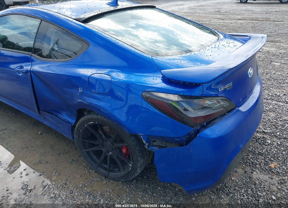 2010 HYUNDAI GENESIS 3.8 TRACK VIN: KMHHU6KHXAU020792