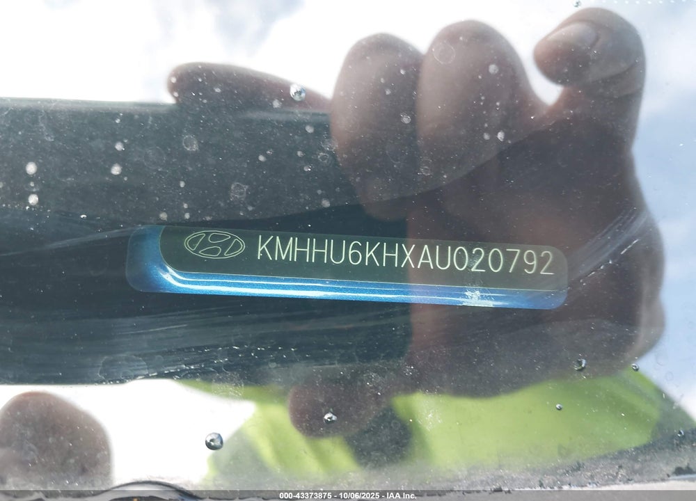 2010 HYUNDAI GENESIS 3.8 TRACK VIN: KMHHU6KHXAU020792