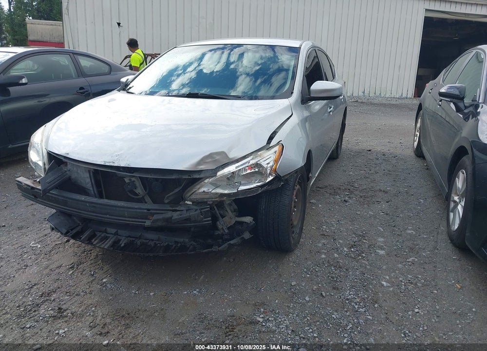 2015 NISSAN SENTRA SV VIN: 3N1AB7AP5FY237121