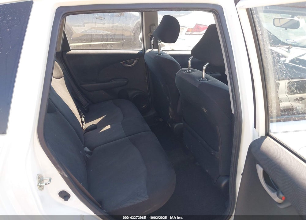 2011 HONDA FIT SPORT VIN: JHMGE8H54BC002025