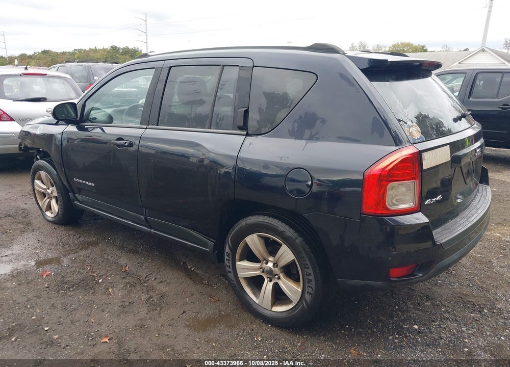 2011 JEEP COMPASS VIN: 1J4NF1FB2BD207076
