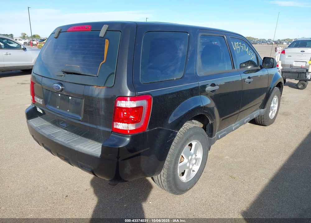 2011 FORD ESCAPE XLS VIN: 1FMCU9C75BKC43224