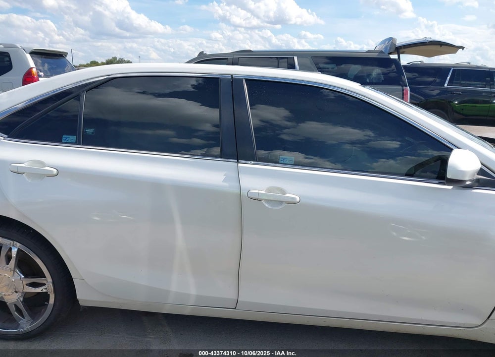 2015 TOYOTA CAMRY XLE V6 VIN: 4T1BK1FK2FU565025