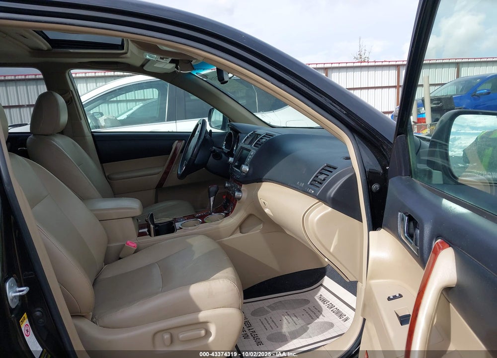 2011 TOYOTA HIGHLANDER HYBRID VIN: JTEDC3EHXB2002592