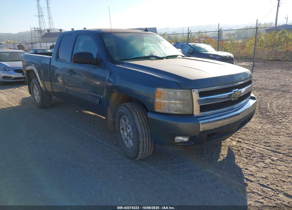 2007 CHEVROLET SILVERADO 1500 LT1 VIN: 2GCEK190X71689455