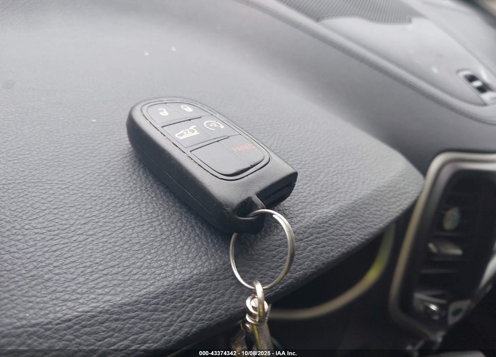 2014 JEEP CHEROKEE VIN: 1C4PJMDS9EW146481