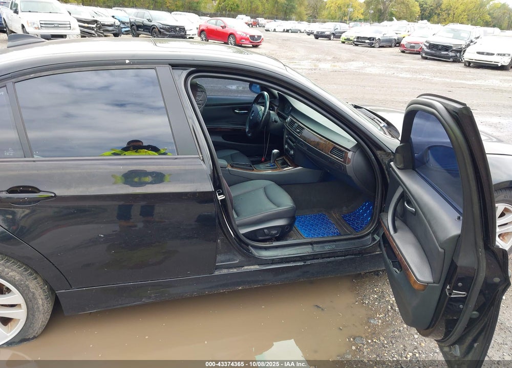 2007 BMW 3 SERIES VIN: WBAVC935X7KX58268