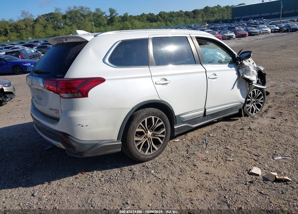 2017 MITSUBISHI OUTLANDER VIN: JA4JZ4AX8HZ056024