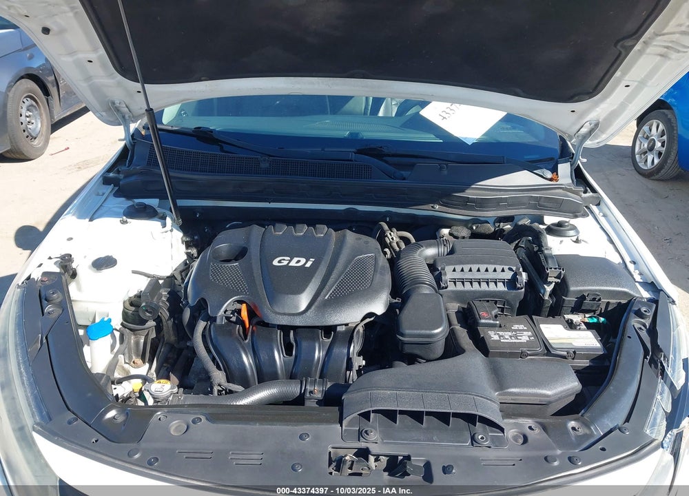 2014 KIA OPTIMA VIN: 5XXGR4A72EG328713