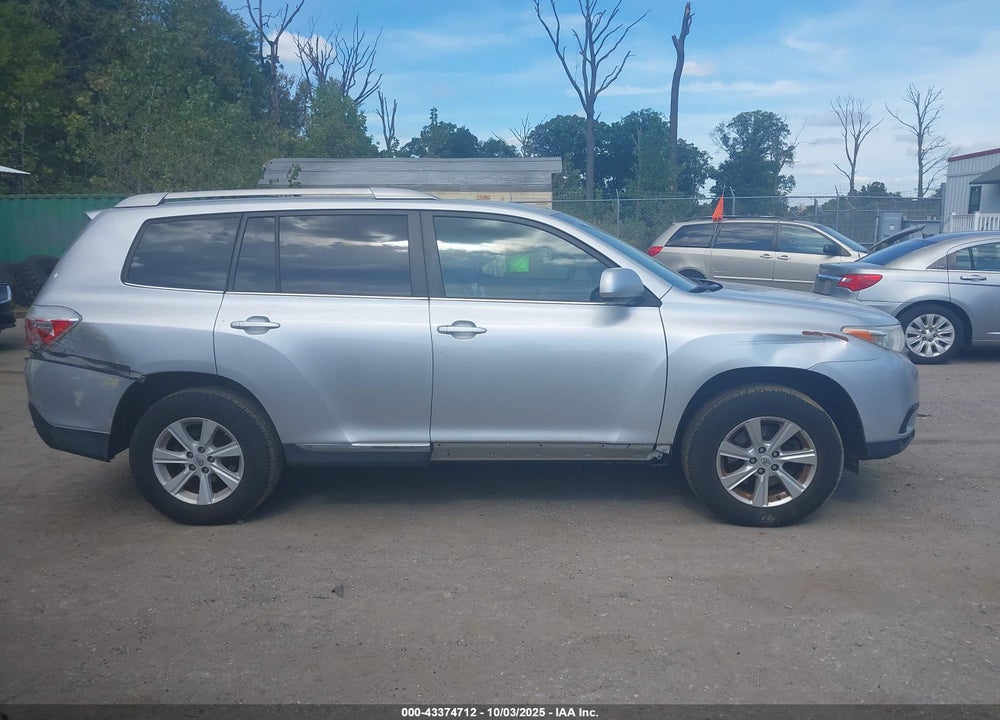 2013 TOYOTA HIGHLANDER BASE V6 VIN: 5TDZK3EH7DS114498