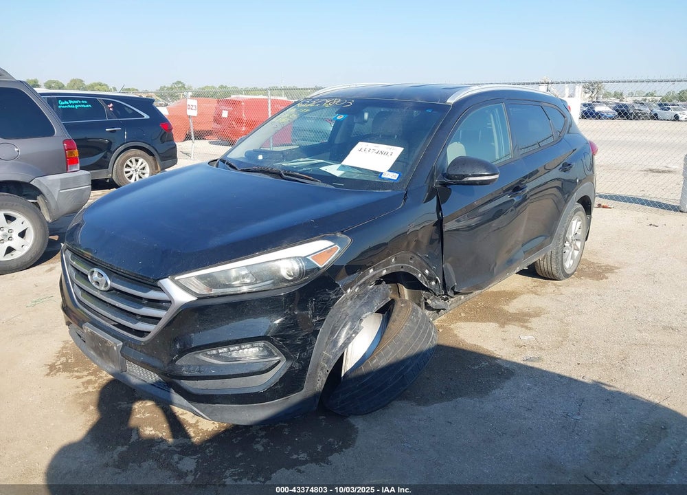2017 HYUNDAI TUCSON SE PLUS VIN: KM8J33A46HU447768