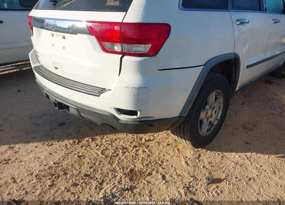 2011 JEEP GRAND CHEROKEE LAREDO VIN: 1J4RR4GGXBC563091