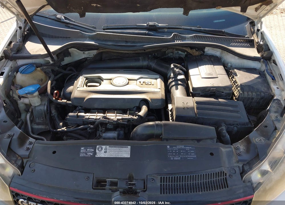 2011 VOLKSWAGEN GTI VIN: WVWHD7AJ2BW151056