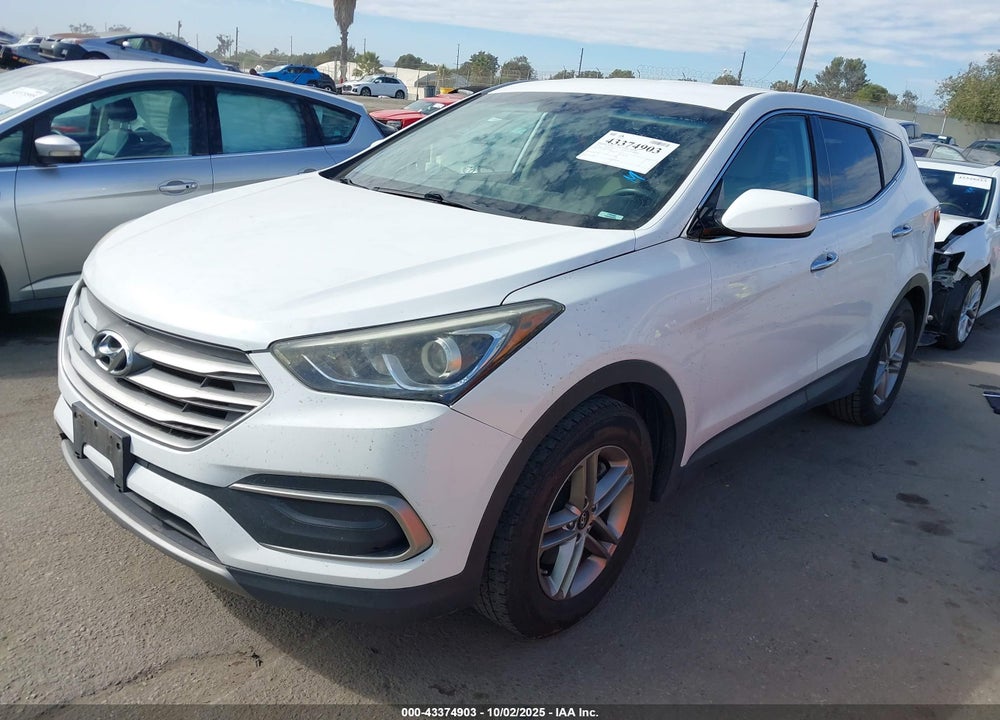 2018 HYUNDAI SANTA FE VIN: 5NMZT3LBXJH065887